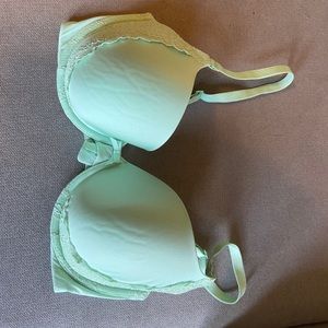 LOT of 6 Victoria’s Secret Bras 34 DD
